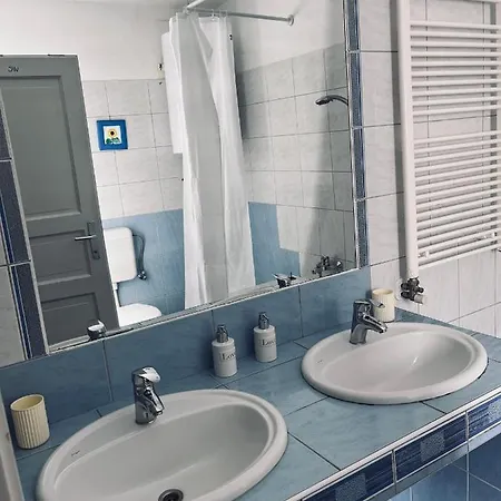 Busija Apartmán *